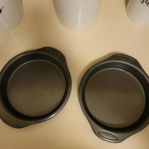 Cake pans